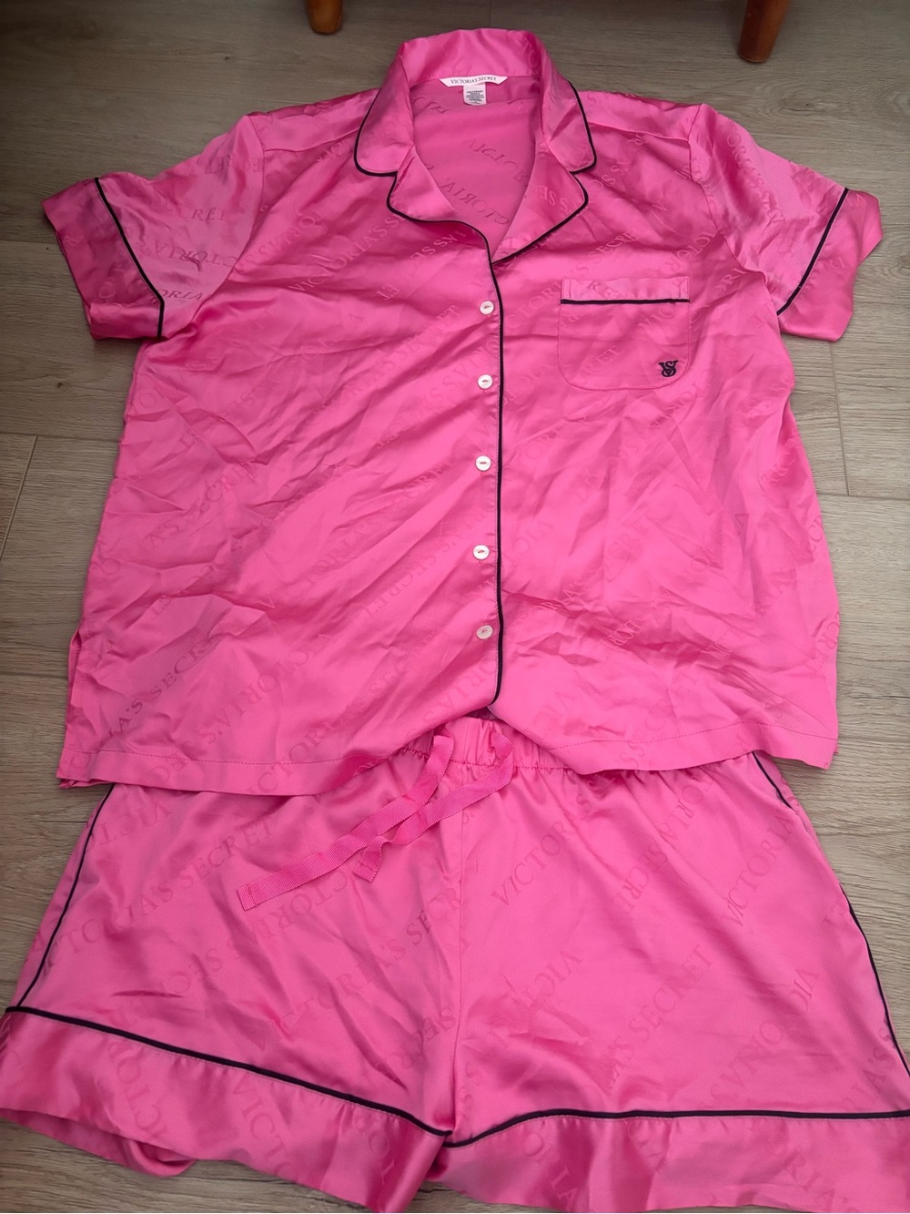 Victoria's Secret Satin Pajama Set in Hot Pink with Black Piping Size M